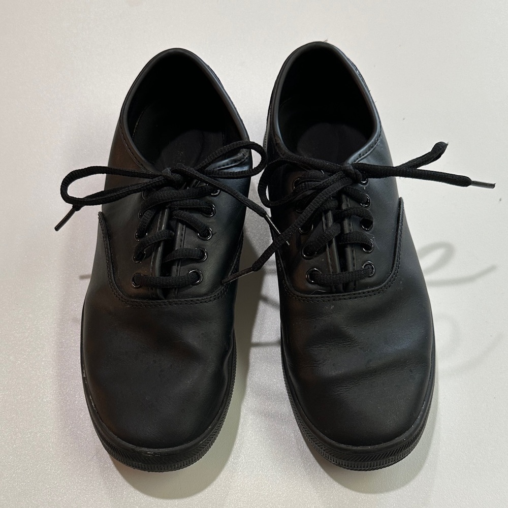 Sleek Black Men's Oxford Shoes